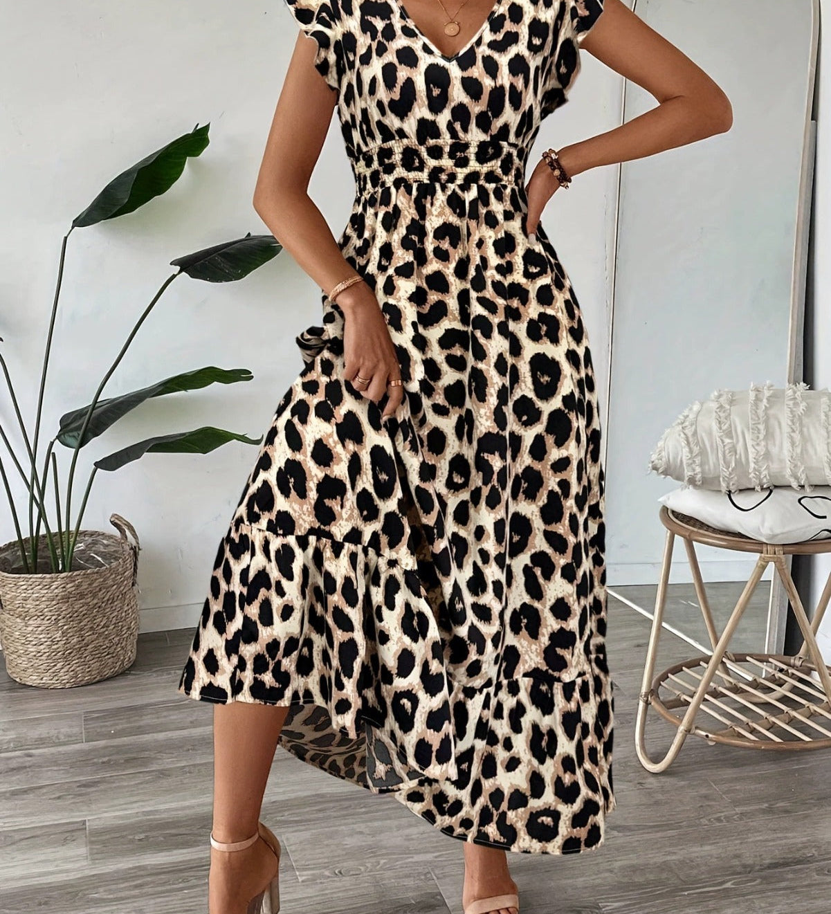 Candela – Vestido maxi barroco com decote em V