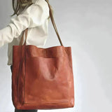 Leonor - Bolsa de ombro clássica em pele