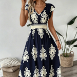 Candela – Vestido maxi barroco com decote em V